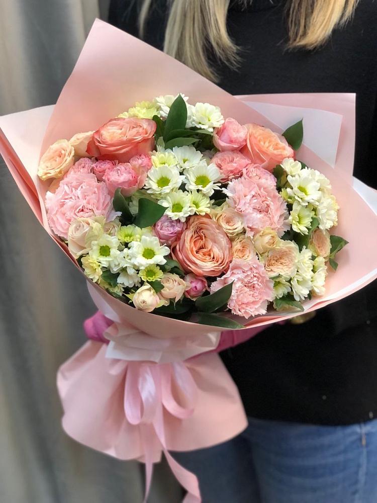 Букет цветов из: Гвоздики, Розы и Хризантемы в Алексеевка Алексеевский район