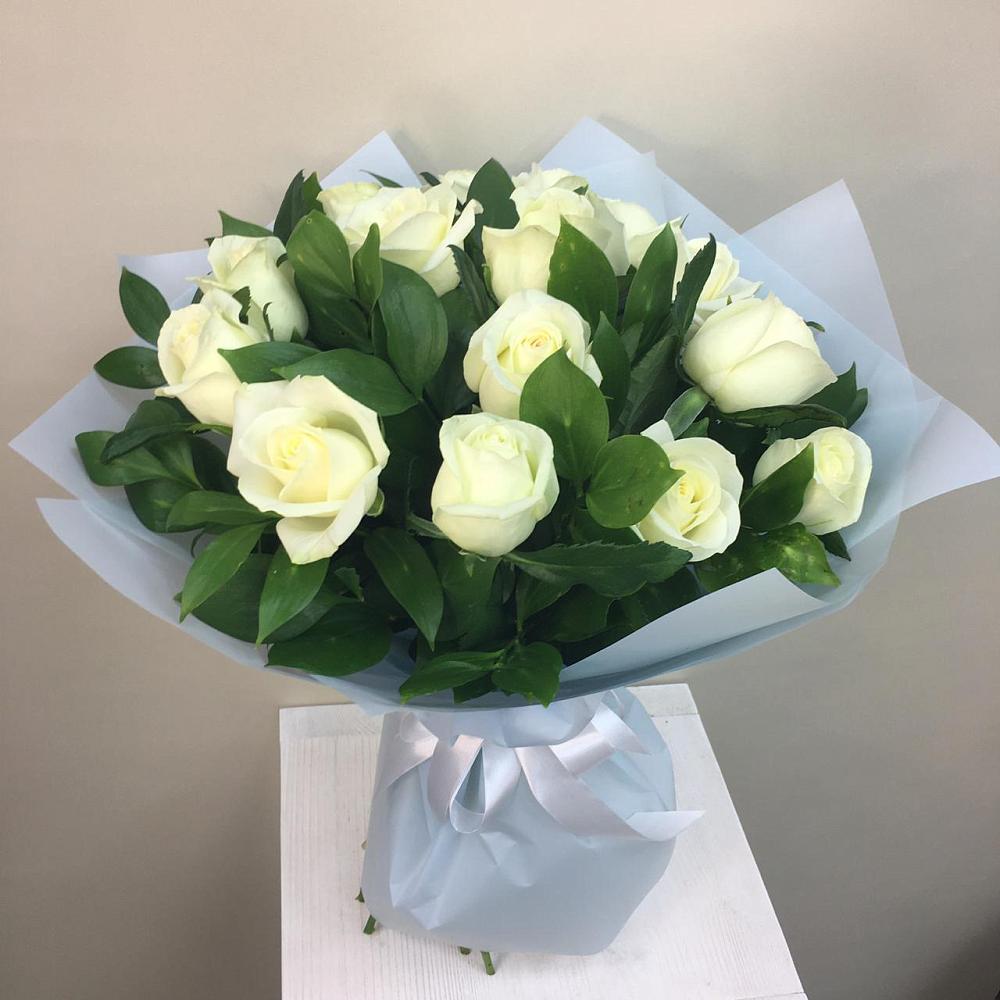 Букет 15 Белых роз Проуд в Алексеевка Алексеевский район
