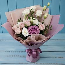 Букет Легкое дыхание в Алексеевка Алексеевский район Букет цветов из:  Розы и Лизиантусы в Алексеевка Алексеевский район