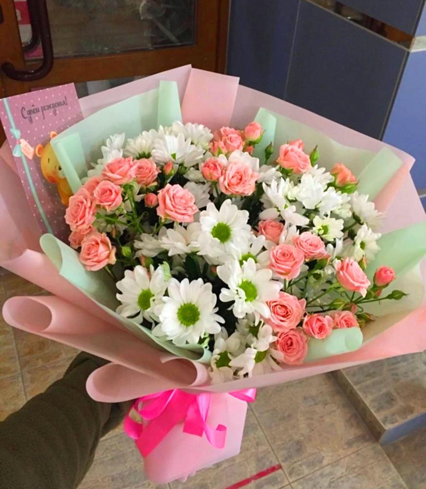 Букет Жемчужная россыпь в Алексеевка Алексеевский район Букет цветов из: Розы и Хризантемы в Алексеевка Алексеевский район