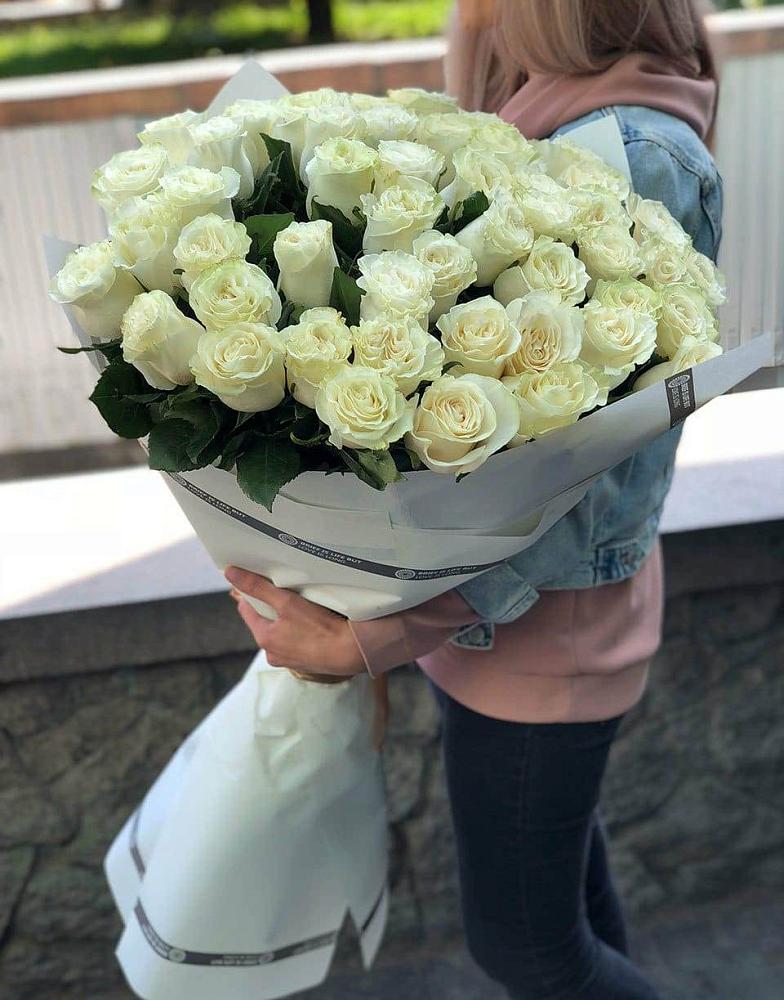 35 Белых роз в Алексеевка Алексеевский район Букет 35 Белых роз в Алексеевка Алексеевский район