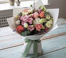 Букет цветов из:  Розы, Лизиантусы и Гвоздики в Алексеевка Алексеевский район