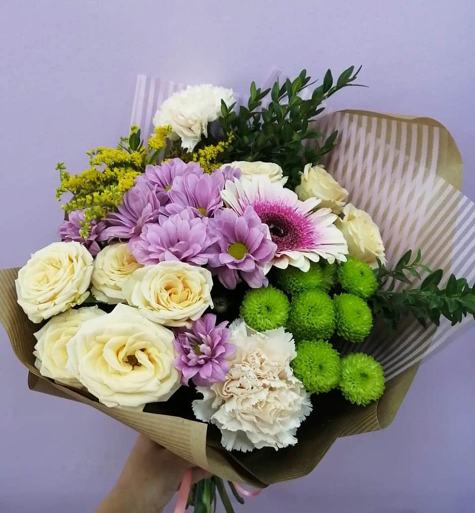 Букет цветов из: Хризантемы, Розы, Гвоздики и Герберы в Алексеевка Алексеевский район